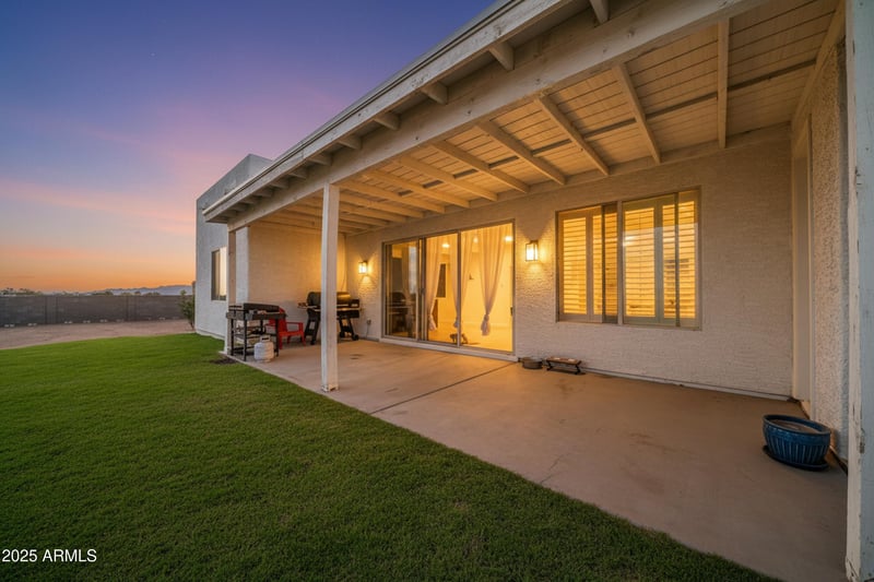 30031 209th Ave, Wittmann, AZ 85361