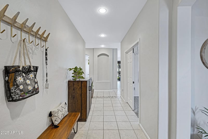 30031 Little Leaf Dr, San Tan Valley, AZ 85143