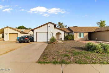 3004 Irma Ln, Phoenix, AZ 85027