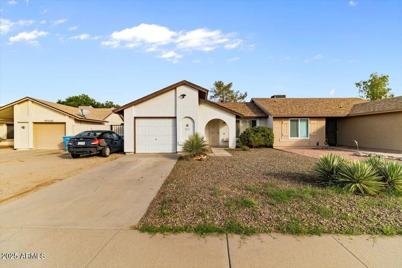 3004 Irma Ln, Phoenix, AZ 85027