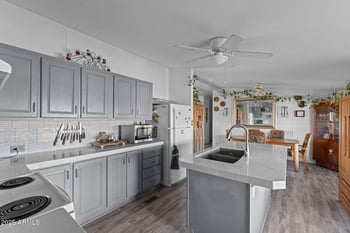 30040 Redbird Rd, Wittmann, AZ 85361