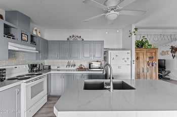 30040 Redbird Rd, Wittmann, AZ 85361