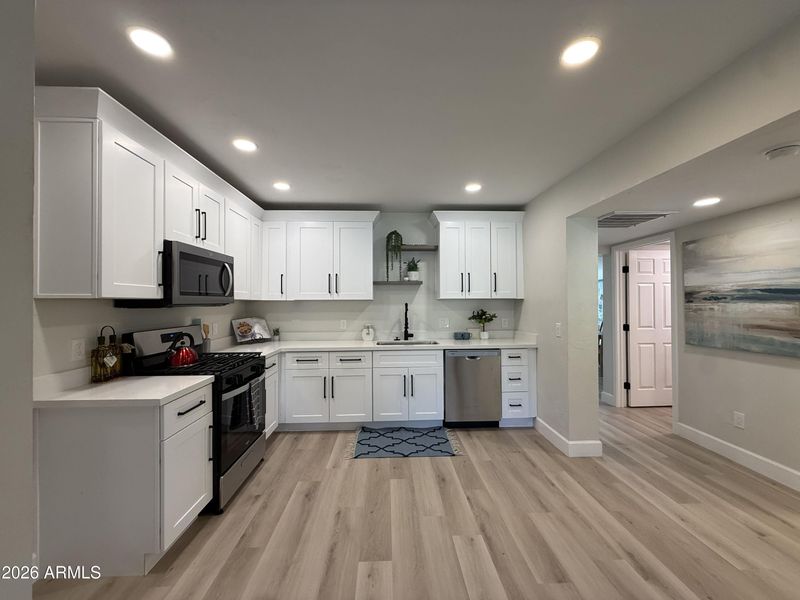 3005 E Hubbell St, Phoenix, AZ 85008