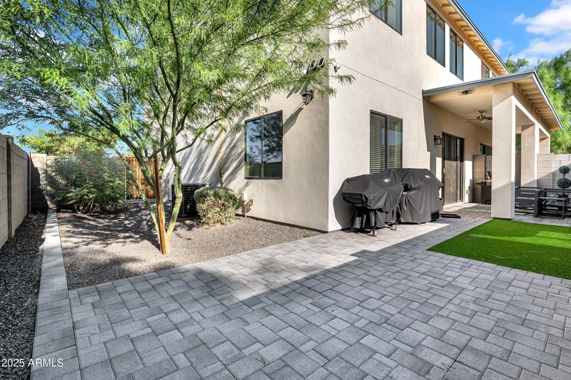 3005 E Paradise Ln, Phoenix, AZ 85032