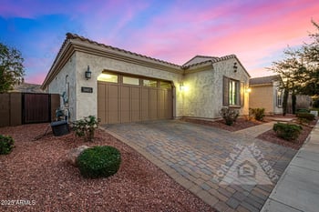 3005 E Valencia Dr, Phoenix, AZ 85042