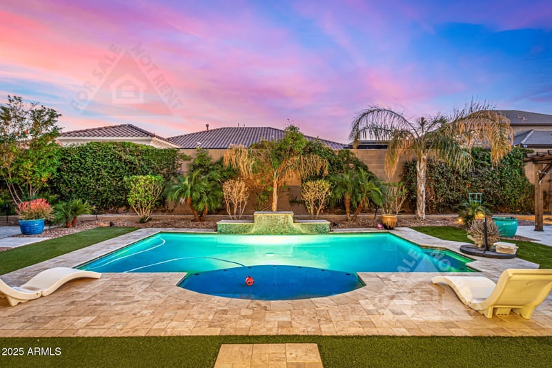 3005 E Valencia Dr, Phoenix, AZ 85042