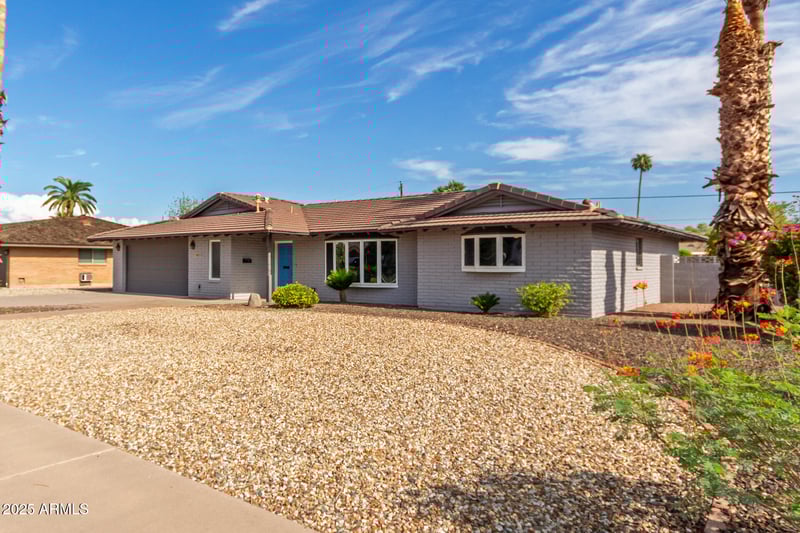 3005 Fairway Dr, Tempe, AZ 85282