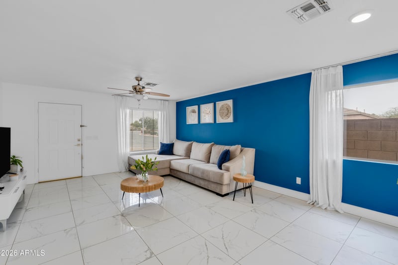 30052 Sunray Dr, San Tan Valley, AZ 85143