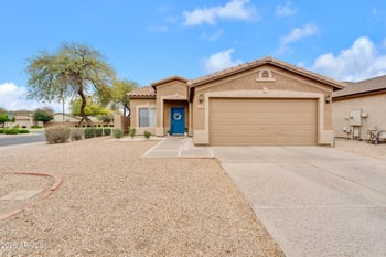 30052 Sunray Dr, San Tan Valley, AZ 85143
