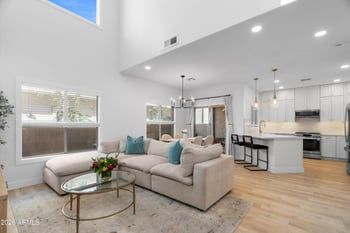 3006 37th St #4, Phoenix, AZ 85018