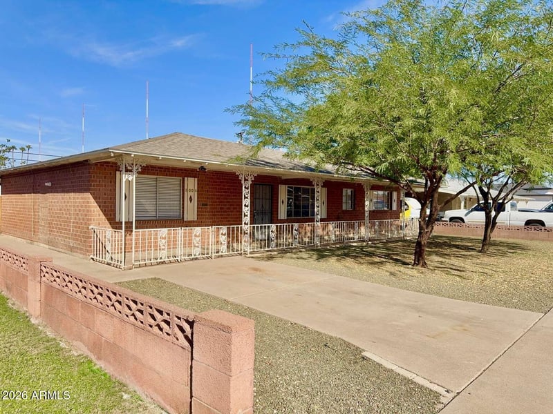 3006 Stella Ln, Phoenix, AZ 85017