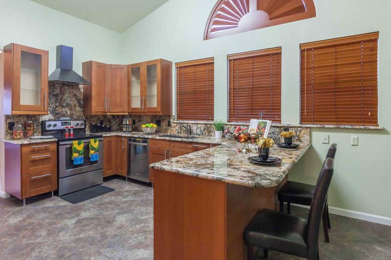 3007 E Bighorn Ave, Phoenix, AZ 85048