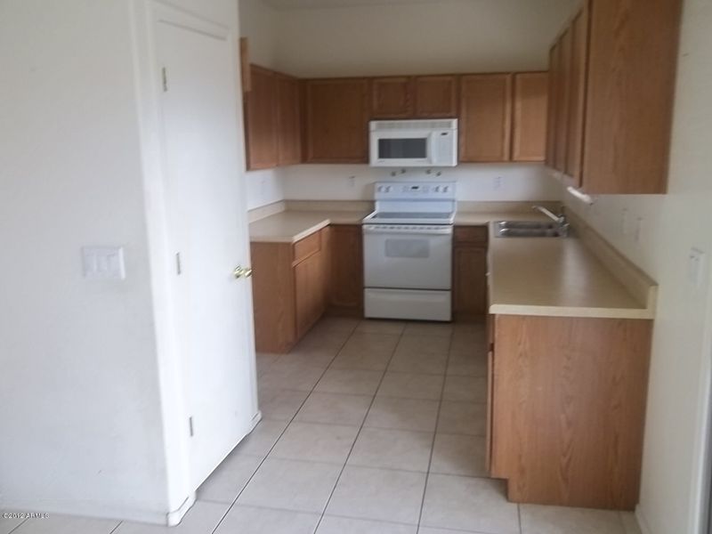 3007 E Kings Ave, Phoenix, AZ 85032
