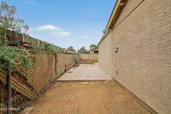 3008 Angela Dr, Phoenix, AZ 85053