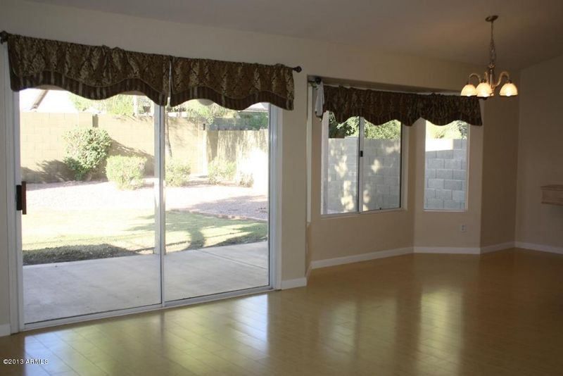 3008 E Verbena Dr, Phoenix, AZ 85048