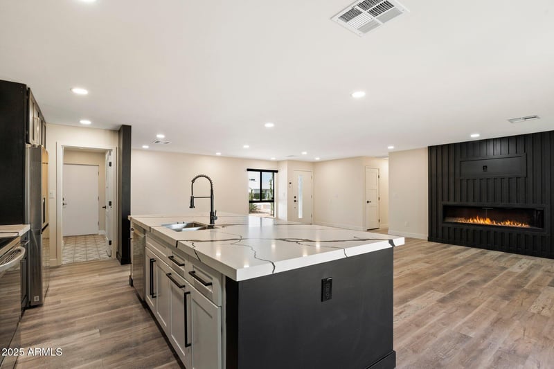 3008 Michigan Ave, Phoenix, AZ 85053