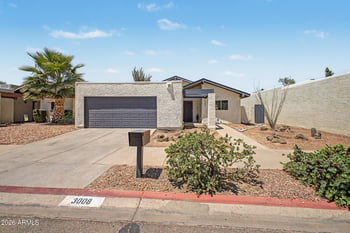 3008 Lupine Ave, Phoenix, AZ 85029