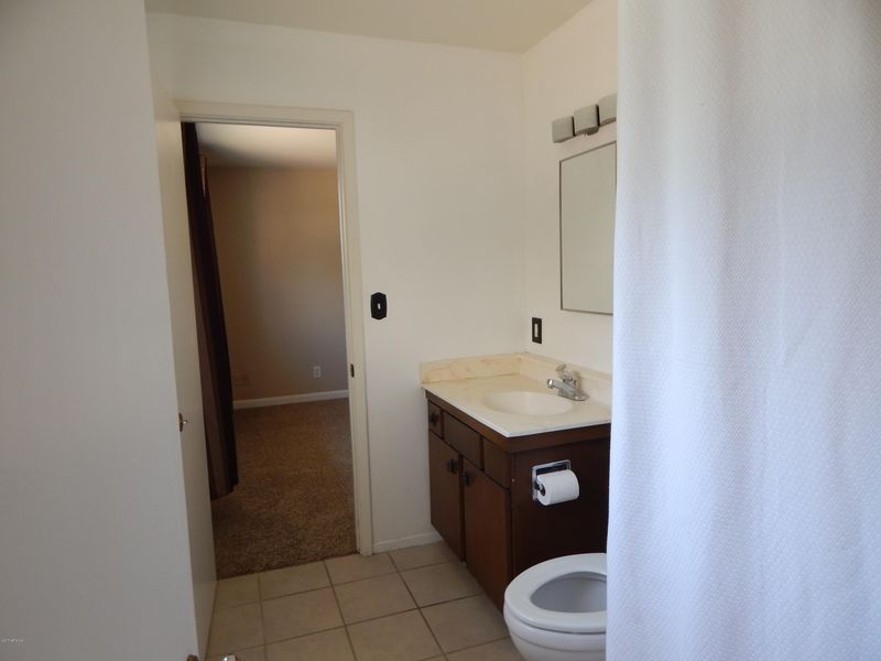 3009 E Yucca St, Phoenix, AZ 85028