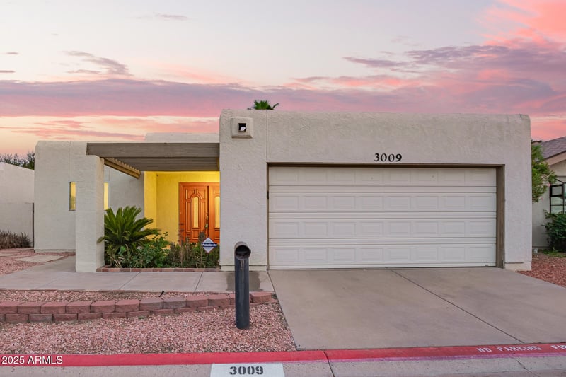 3009 Lupine Ave, Phoenix, AZ 85029