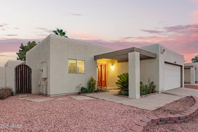 3009 Lupine Ave, Phoenix, AZ 85029