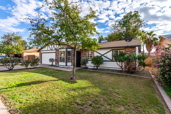 301 Desert Ln, Gilbert, AZ 85234