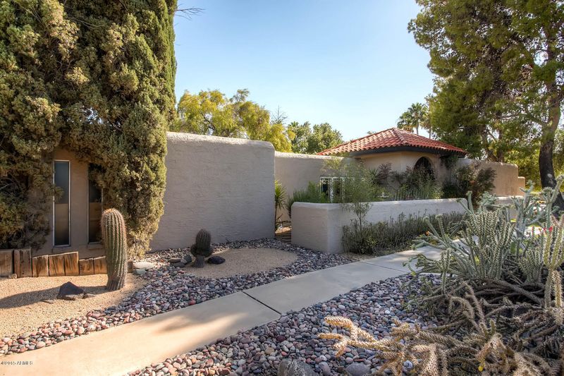 301 E Braeburn Dr, Phoenix, AZ 85022