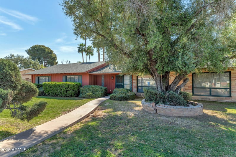 301 E Mclellan Blvd, Phoenix, AZ 85012