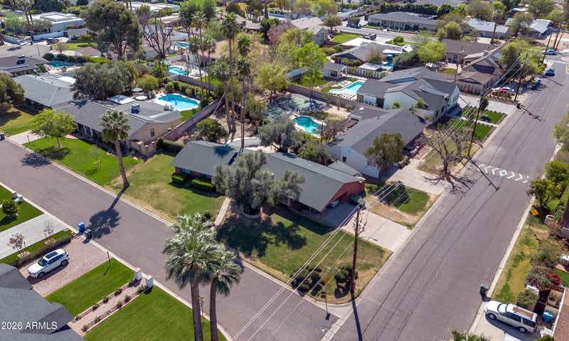 301 E Mclellan Blvd, Phoenix, AZ 85012