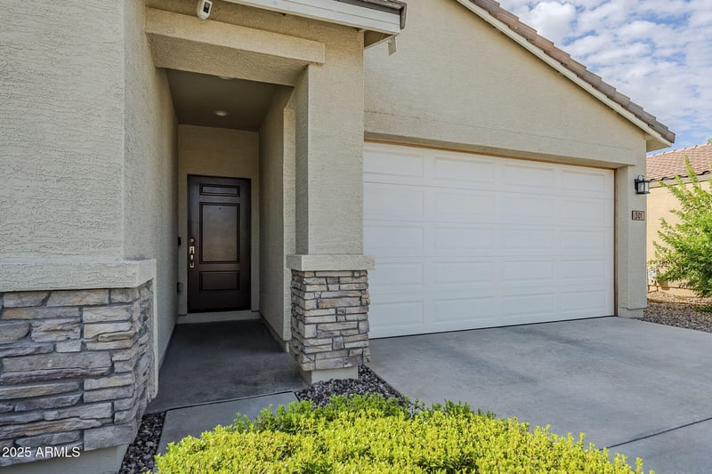 301 Pelipa Dr, San Tan Valley, AZ 85140