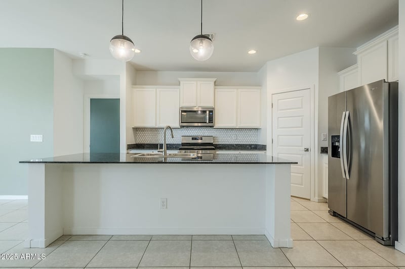 301 Pelipa Dr, San Tan Valley, AZ 85140