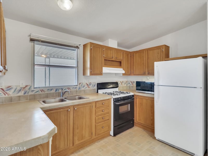 301 Signal Butte Rd #827, Apache Junction, AZ 85120