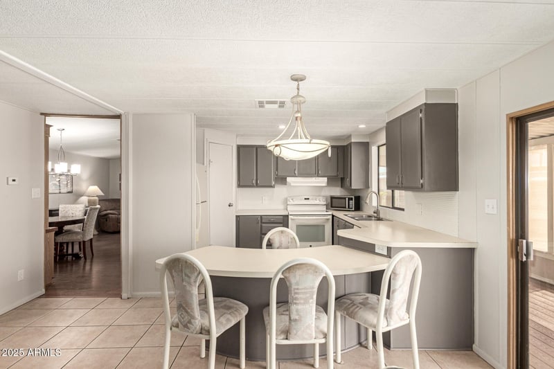 301 Signal Butte Rd #706, Apache Junction, AZ 85120