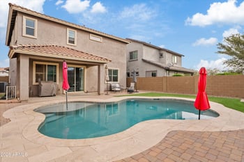 301 Striding Edge Dr, San Tan Valley, AZ 85140