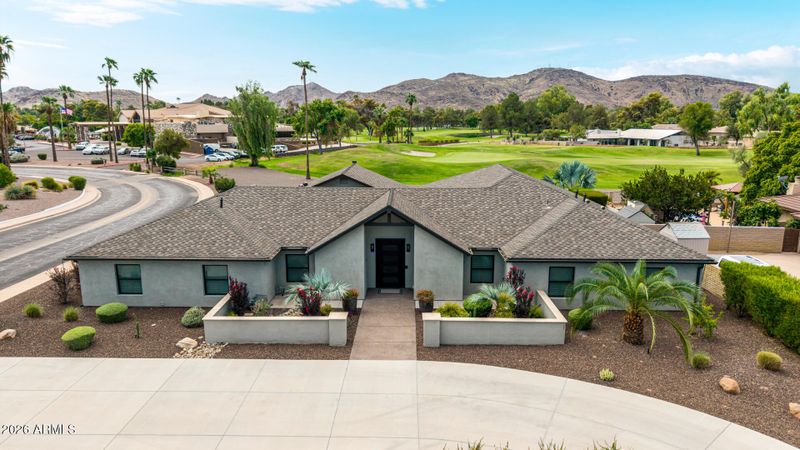 301 W Moon Valley Dr, Phoenix, AZ 85023