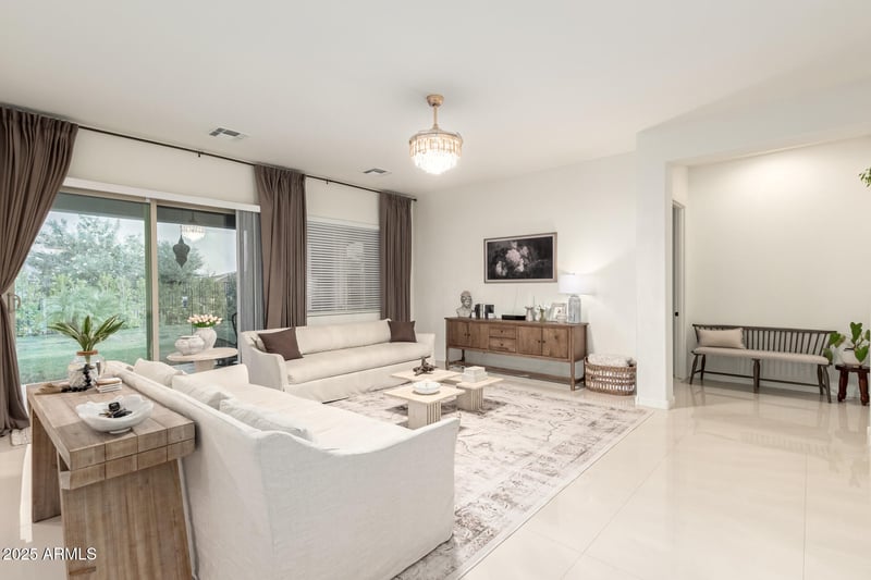 3010 Desert Ln, Phoenix, AZ 85042