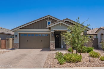 3010 New River Dr, San Tan Valley, AZ 85144