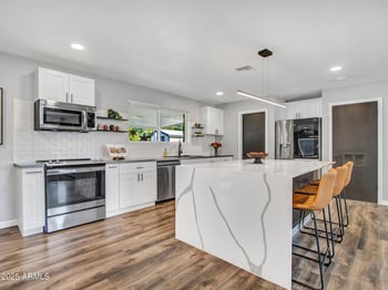 3010 Yucca St, Phoenix, AZ 85028