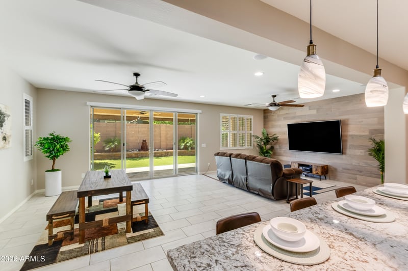 3011 E Quenton St, Mesa, AZ 85213