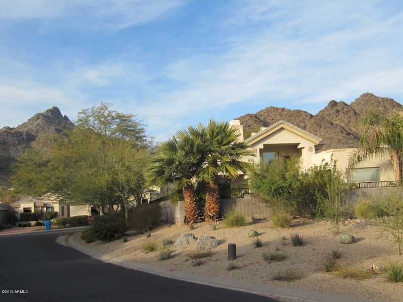 3011 E Sierra Vista Dr, Phoenix, AZ 85016