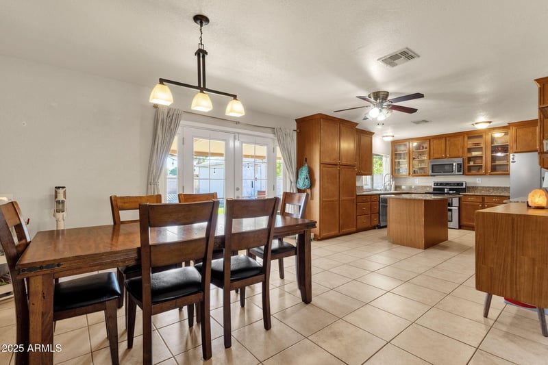 3011 Extension Rd, Mesa, AZ 85210