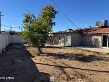 3011 Highland Ave, Phoenix, AZ 85017