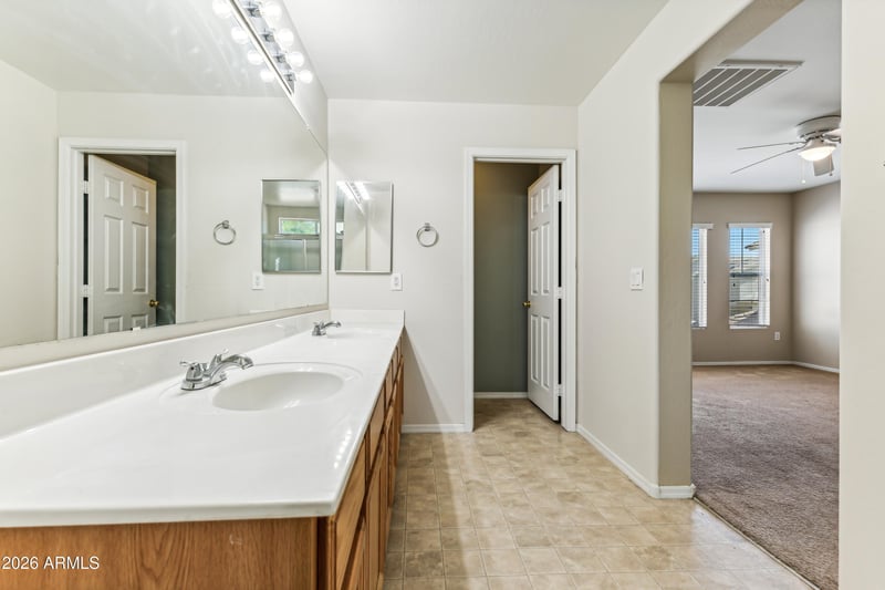 3011 Cavalry Dr, Phoenix, AZ 85086