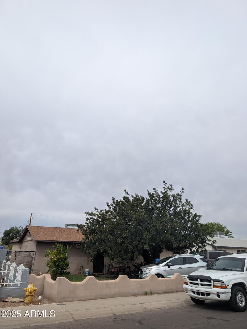 3012 46th Dr, Phoenix, AZ 85031