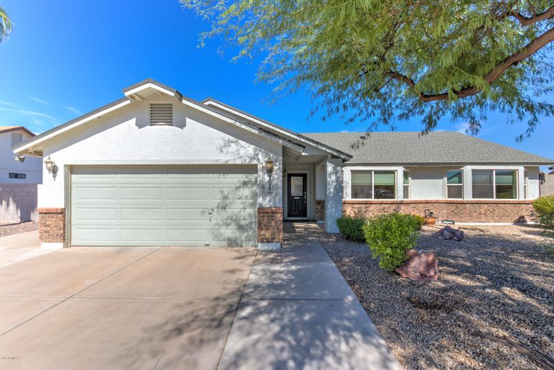 3012 E Lakewood St, Mesa, AZ 85213