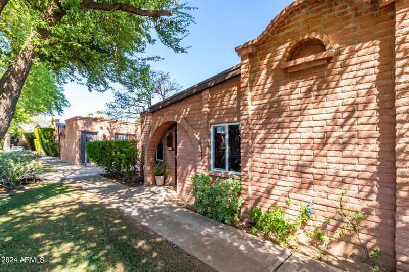 3012 N 32nd St #27, Phoenix, AZ 85018