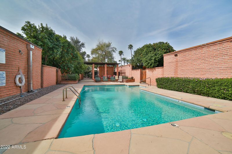 3012 N 32nd St #32, Phoenix, AZ 85018