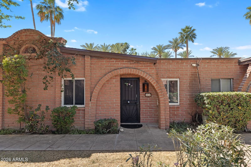 3012 N 32nd St #36, Phoenix, AZ 85018