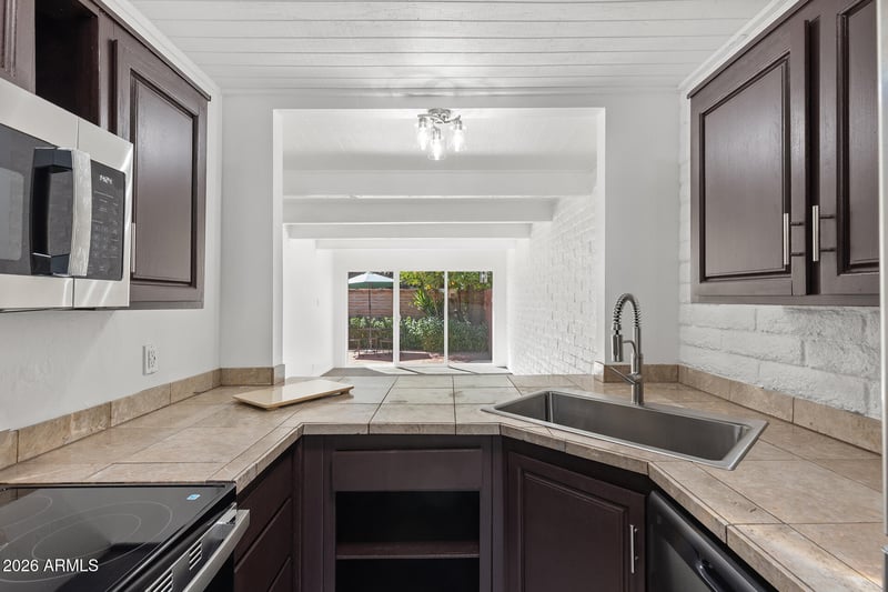 3012 N 32nd St #36, Phoenix, AZ 85018