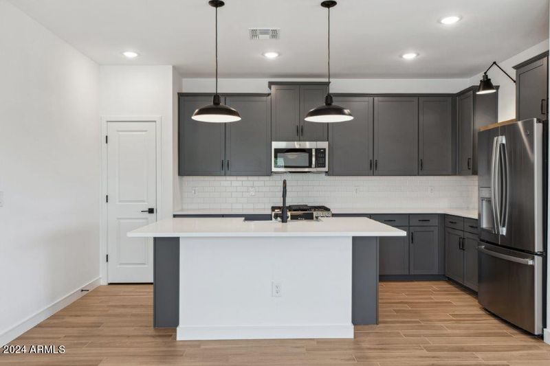 3012 W Bent Tree Dr, Phoenix, AZ 85083
