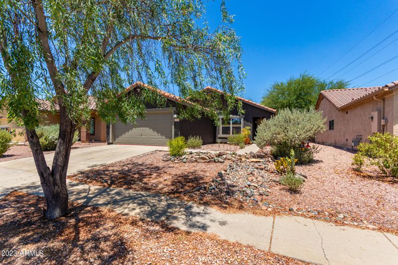 3012 W Red Fox Rd, Phoenix, AZ 85083